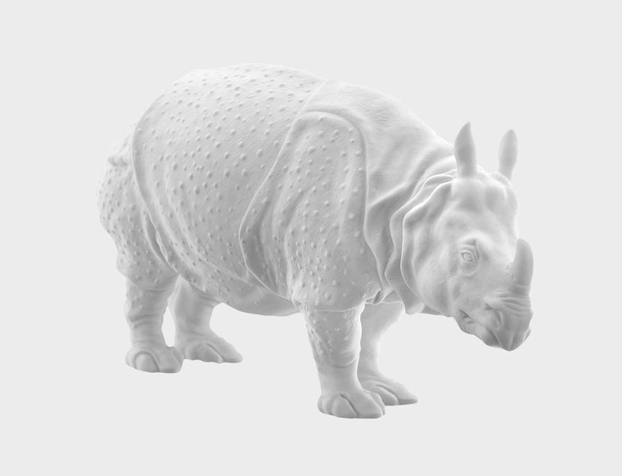 Das Rhinozeros Clara in weißem Biskuitporzellan gefertigt von der Porzellanmanufaktur Nymphenburg in München